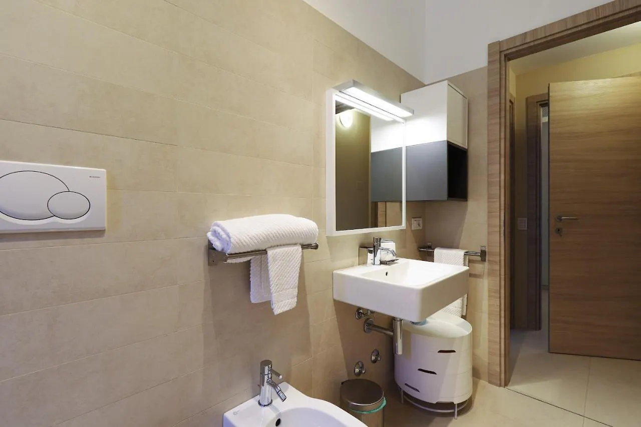 Contempora Apartments - Cavallotti 13 - B62 Milaan 0*,  Italië